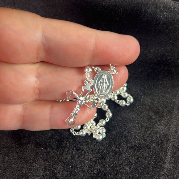 New, 18 in Italian Sterling Silver 925 cross Rosary - Picture 3 of 7